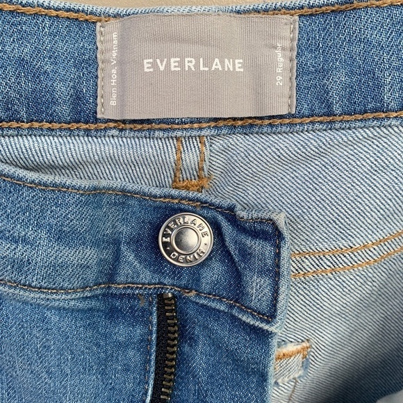 Everlane Straight Crop Jeans Raw Hem Blue 29 Regular | Faded Light Wash - Picture 5 of 7
